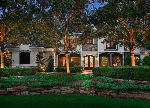 Property at 14 N Palmiera Cir, The Woodlands, TX 77382, 5 beds, 6.5 baths