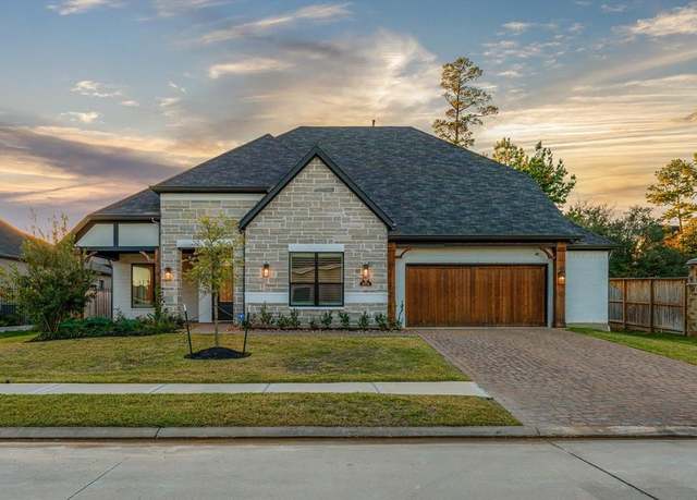 Property at 1006 Oak Summit Ln, Conroe, TX 77384, 4 beds, 3.5 baths