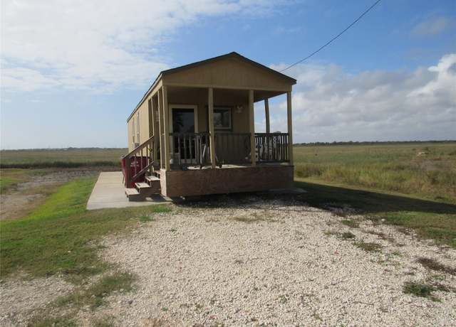 Property at 808 County Road 299, Sargent, TX 77414, 1 bed, 1 bath