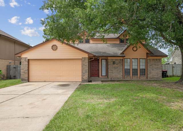 Property at 12115 Essenbruk Dr, Houston, TX 77066, 3 beds, 2.5 baths