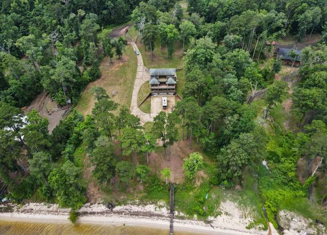 Property at 255 Laguna Pt, Hemphill, TX 75948, 3 beds, 3.5 baths