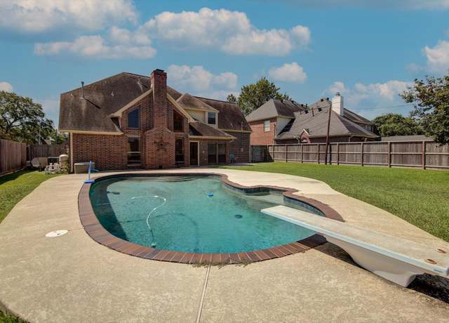 Property at 402 Oak Haven St, Baytown, TX 77520, 4 beds, 2.5 baths