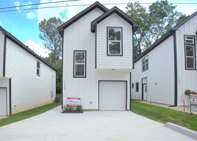 Property at 11384 Underwood St, Willis, TX 77318, 3 beds, 2.5 baths