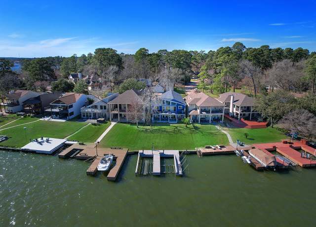 Property at 11403 Twain Dr, Montgomery, TX 77356, 5 beds, 4.5 baths