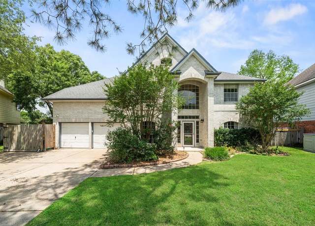 Property at 2502 Sea Horse Ct, Seabrook, TX 77586, 4 beds, 2.5 baths