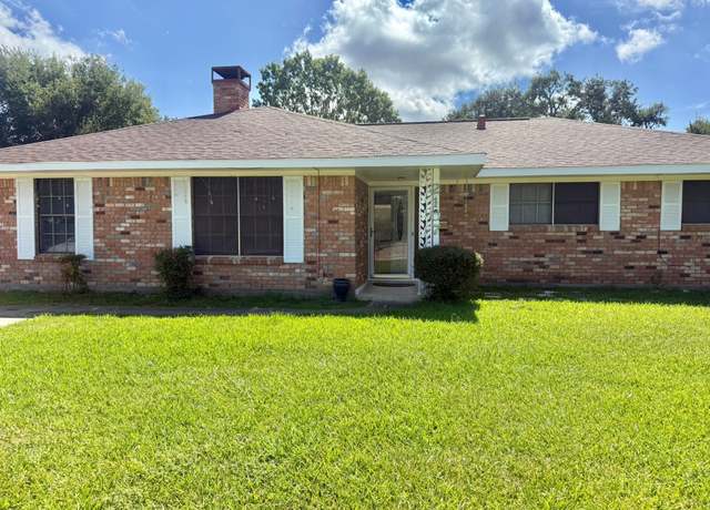 Property at 2107 Old Alvin Rd, Pearland, TX 77581, 4 beds, 2 baths