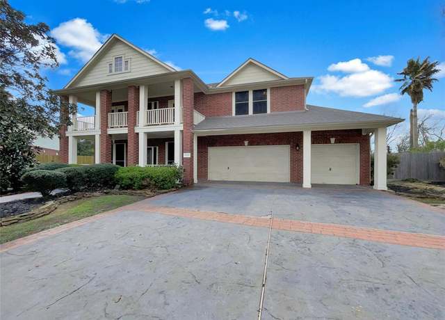 Property at 3120 Ivydale Rd, Pearland, TX 77581, 6 beds, 3.5 baths