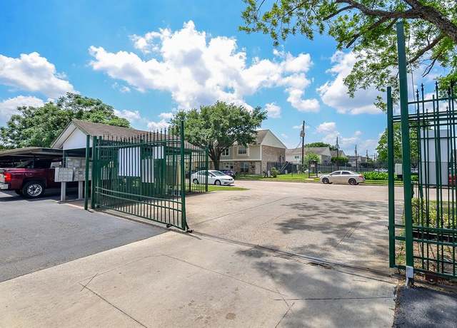 Property at 1950 Spenwick Dr #302, Houston, TX 77055, 2 beds, 2 baths