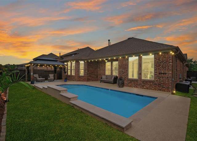 Property at 11614 Via Verdone Dr, Richmond, TX 77406, 4 beds, 2 baths
