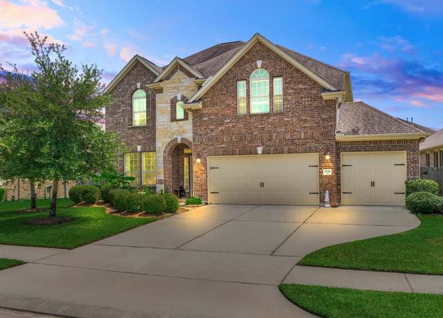Property at 2645 Ivy Wood Ln, Conroe, TX 77385, 4 beds, 3.5 baths