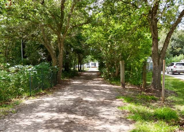 Property at 9927 Jay Rd, Hitchcock, TX 77563, 4 beds, 2 baths