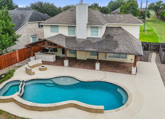 Property at 2322 Meadow Briar Dr, Sugar Land, TX 77498, 5 beds, 3.5 baths
