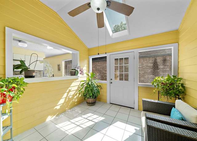 Property at 16143 New Field Dr, Houston, TX 77082, 3 beds, 2 baths