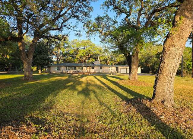 Property at 1013 Quail Ln, Eagle Lake, TX 77434, 3 beds, 2 baths