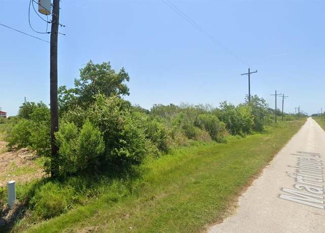 Property at 1350 Martinique Ln, Port Bolivar, TX 77650