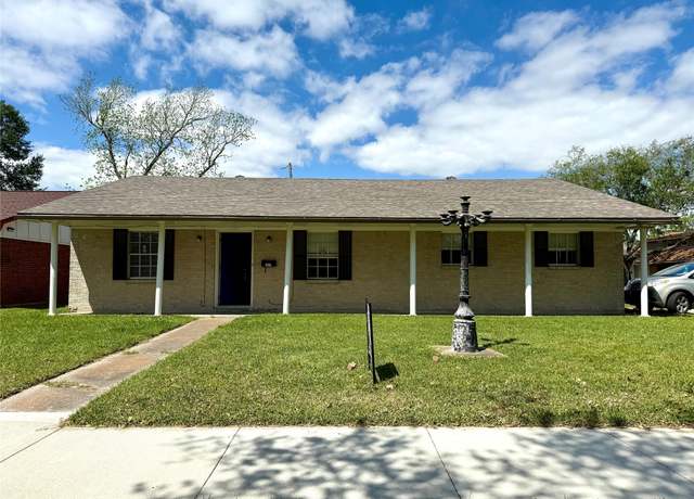 Property at 1516 Narcille St, Baytown, TX 77520, 3 beds, 2 baths