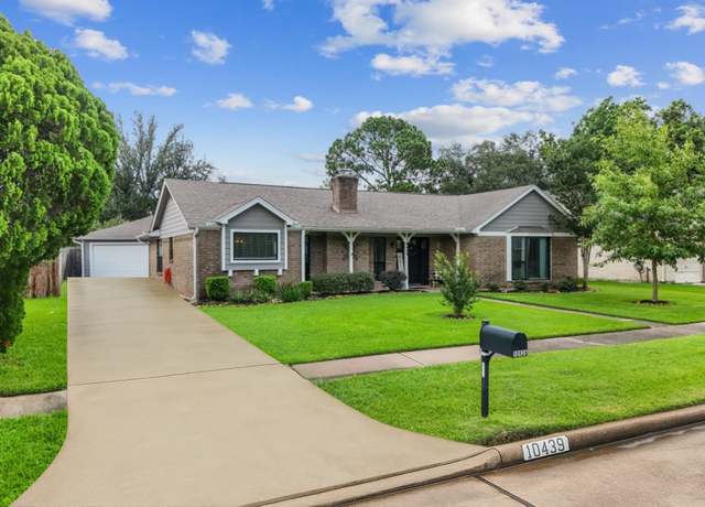 Property at 10439 Rocky Hollow Rd, La Porte, TX 77571, 3 beds, 2 baths