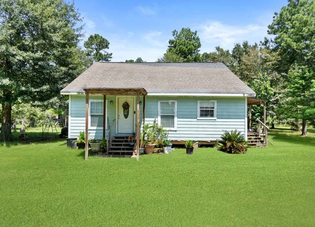 Property at 30470 Reids Prairie Rd, Waller, TX 77484, 2 beds, 2 baths