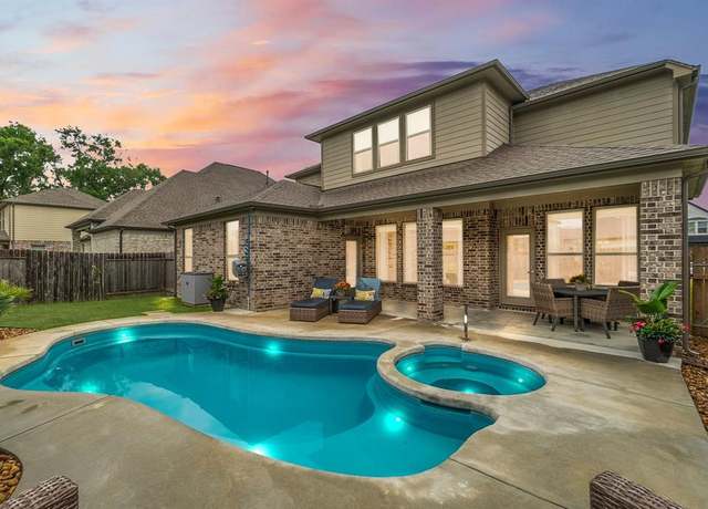Property at 3325 Boxwood Forest Ct, Conroe, TX 77301, 5 beds, 3.5 baths