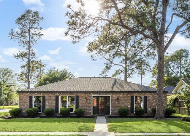 Property at 2330 Walnut Bend Ln, Houston, TX 77042, 3 beds, 2 baths