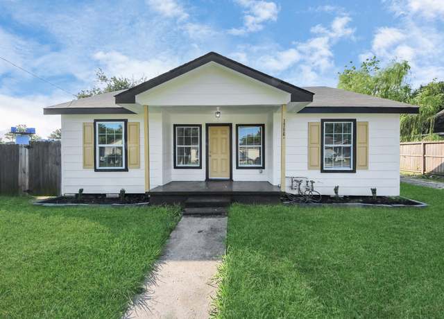 Property at 1716 Maryland St Unit A, Baytown, TX 77520, 3 beds, 2 baths