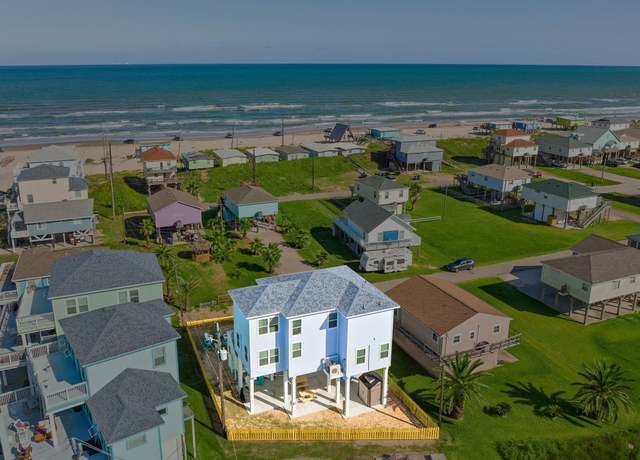 Property at 622 Crane Ct, Surfside Beach, TX 77541, 4 beds, 3.5 baths