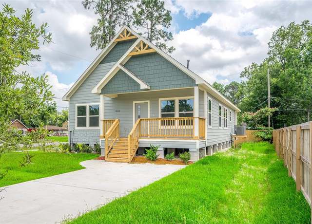 Property at 8022 Yoe St, Houston, TX 77078, 3 beds, 2 baths
