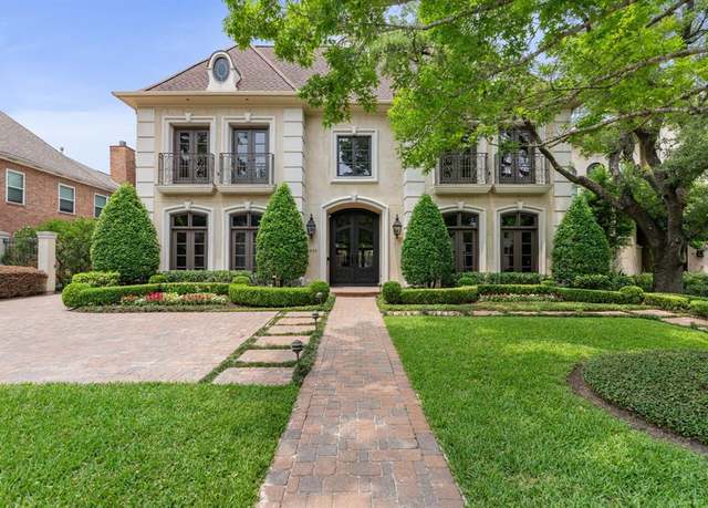 Property at 4922 Linden St, Bellaire, TX 77401, 5 beds, 6.5 baths