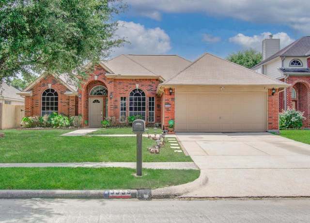 Property at 3359 Tenaha Dr, Houston, TX 77014, 3 beds, 2 baths