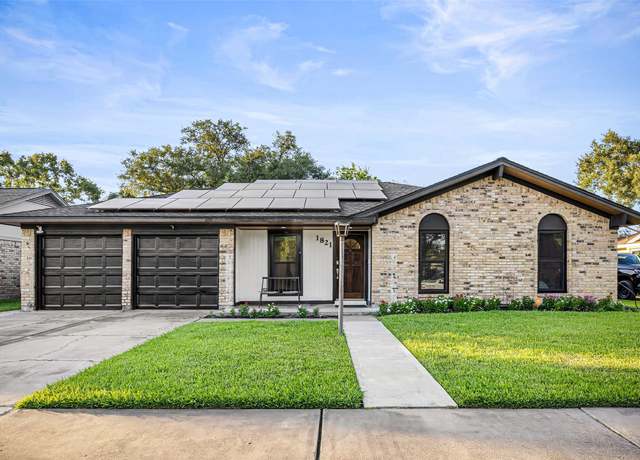 Property at 1821 Lazy Creek Ln, Pearland, TX 77581, 3 beds, 2 baths