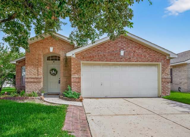 Property at 12107 English Brook Cir, Humble, TX 77346, 3 beds, 2 baths