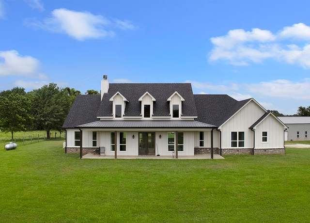 Property at 294 County Road 2717, Alto, TX 75925, 4 beds, 3.5 baths