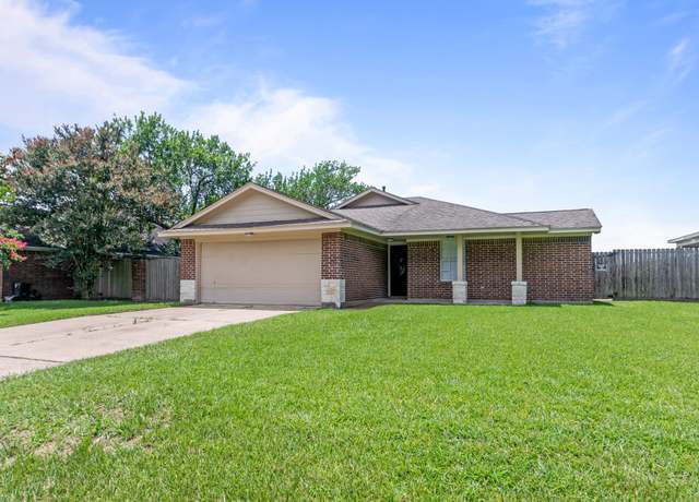 Property at 2215 Loc Loma Ln, La Porte, TX 77571, 3 beds, 2 baths