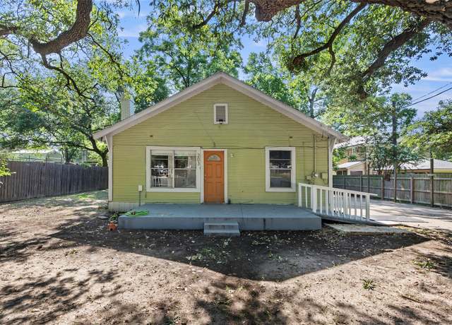 Property at 203 Pierce St, Bryan, TX 77803, 3 beds, 1 bath