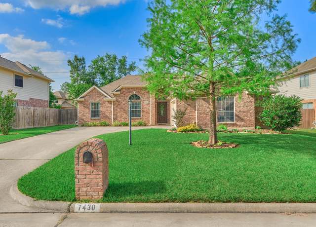 Property at 7430 Stonesfield Pl, Spring, TX 77389, 3 beds, 2 baths