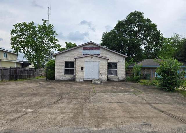 Property at 9217 Mallory St, Houston, TX 77051