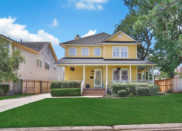 Property at 1343 Woodcrest Dr, Houston, TX 77018, 3 beds, 2.5 baths
