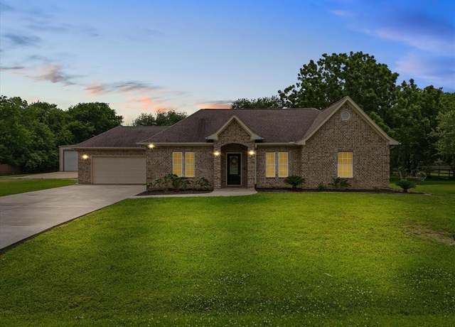 Property at 3506 Avenue J 1/2, Santa Fe, TX 77510, 3 beds, 2 baths
