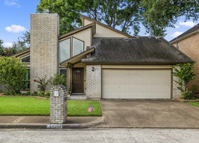 Property at 2919 Lakeview Dr, Missouri City, TX 77459, 4 beds, 2.5 baths