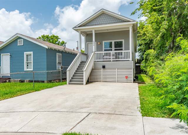 Property at 5004 Avenue L, Galveston, TX 77551, 2 beds, 2 baths