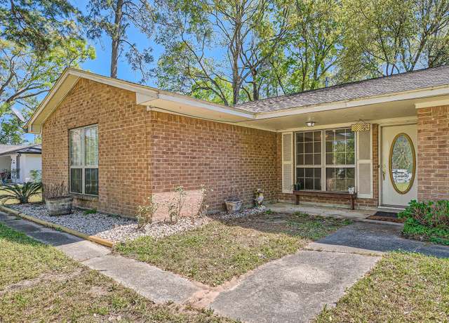 Property at 2330 Fawnwood Ln, Spring, TX 77386, 4 beds, 2 baths
