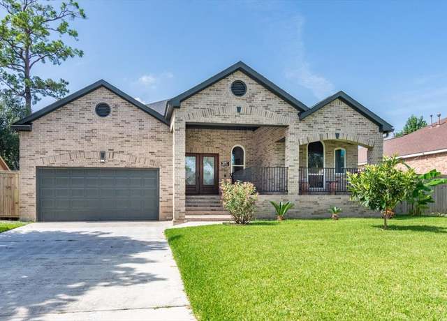 Property at 5343 Oak Cove Dr, Houston, TX 77091, 3 beds, 2.5 baths