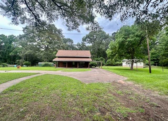 Property at 612 Orms, White Oak, TX 75693, 2 beds, 2.5 baths