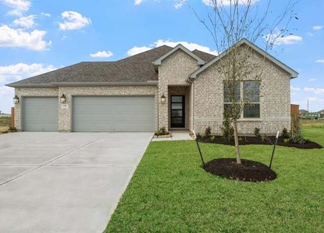 Property at 338 Dallas Meadows Dr, Dayton, TX 77535, 4 beds, 2 baths