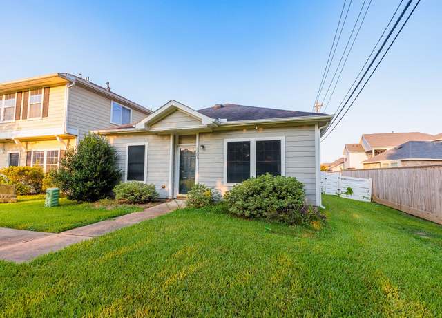 Property at 1703 Nichole Woods Dr, Houston, TX 77047, 3 beds, 2 baths