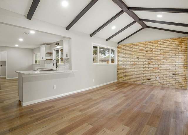 Property at 4506 Briarbend Dr, Houston, TX 77035, 3 beds, 2 baths