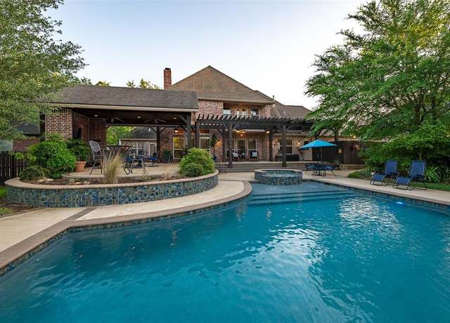 Property at 4705 Saint Andrews St, College Station, TX 77845, 4 beds, 3.5 baths