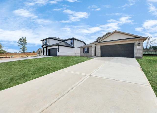 Property at 19737 Flag View Dr, Montgomery, TX 77356, 4 beds, 2 baths