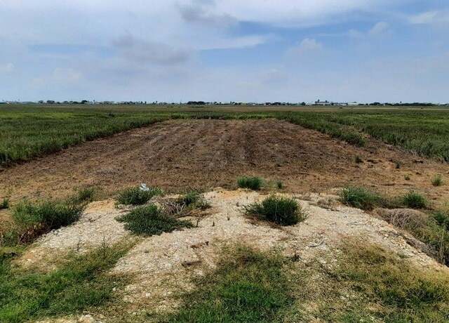 Property at 41 County Road 299 Heron, Sargent, TX 77414