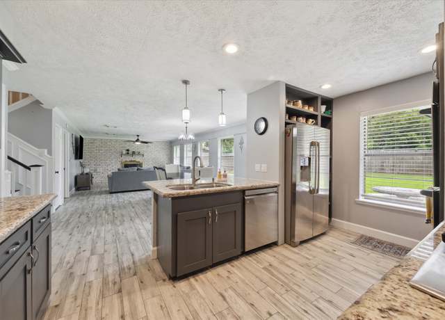 Property at 9854 Sageroyal Ln, Houston, TX 77089, 4 beds, 2 baths